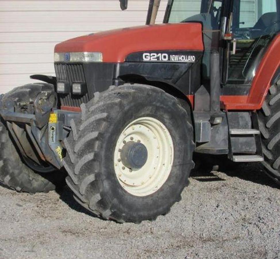 Used 2000 NEW HOLLAND G210