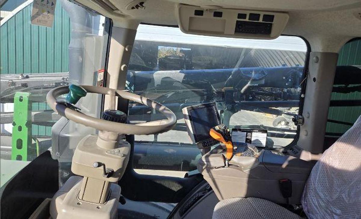 Used 2018 JOHN DEERE R4045