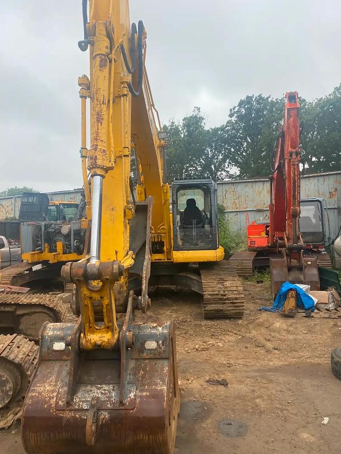 Used 2011 Cobelco 235 SR Excavator