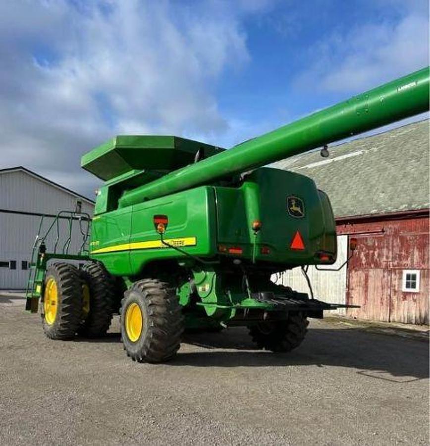 Used 2010 JOHN DEERE 9770 STS