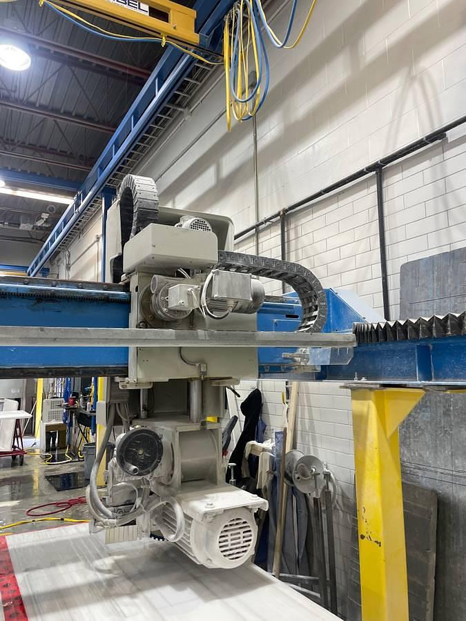 Used 2003 Space Denver Bridge Saw