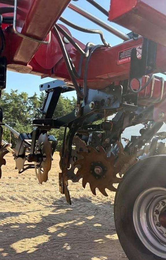 Used 2014 Case IH Nutri-Tiller 950 – 16-Row 30" Strip-Till – Raven AccuFlow – John Deere Rate Controller