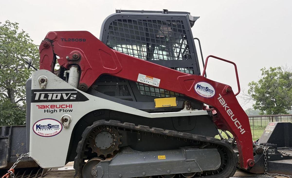 Used 2025 Takeuchi TL10V2