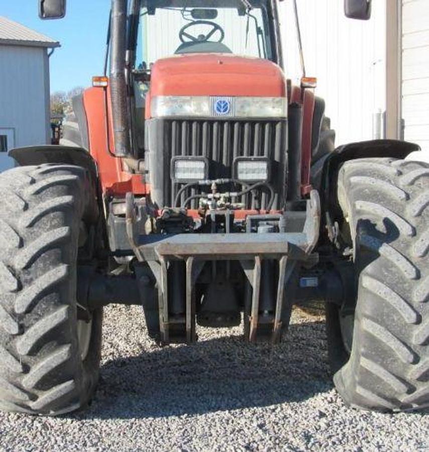 Used 2000 NEW HOLLAND G210