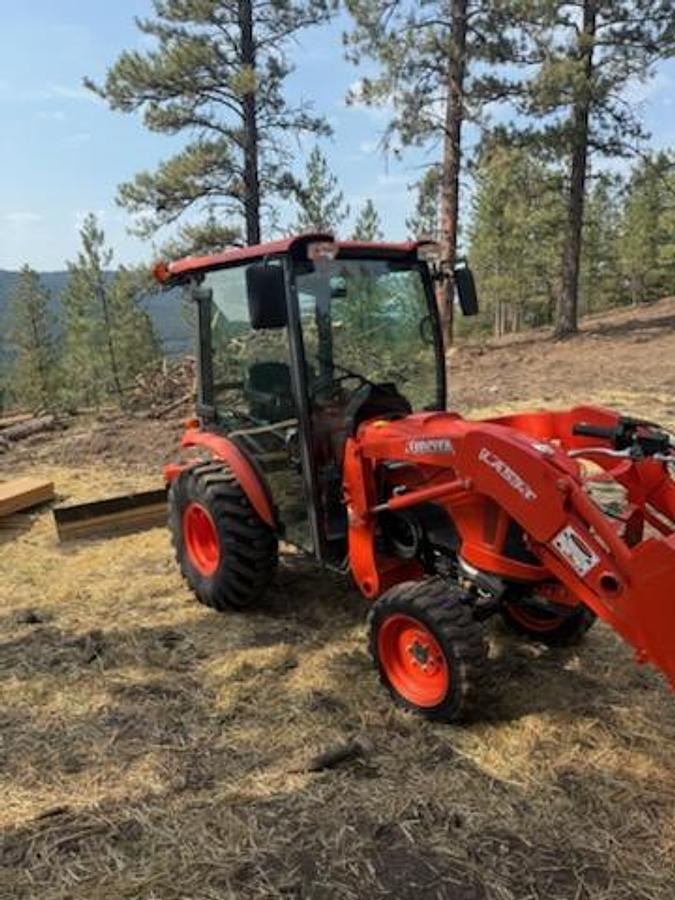 Used 2017 Kubota B3350 w/ Loader