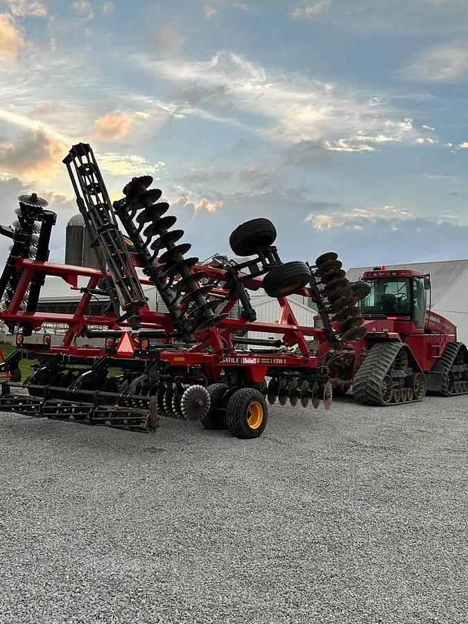 Used 2020 Versatile 290