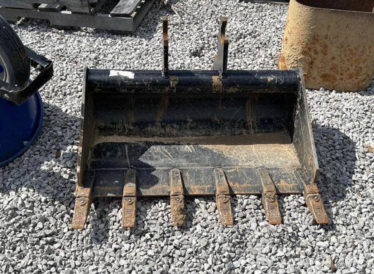 Used 2022 Kubota KX 033 4