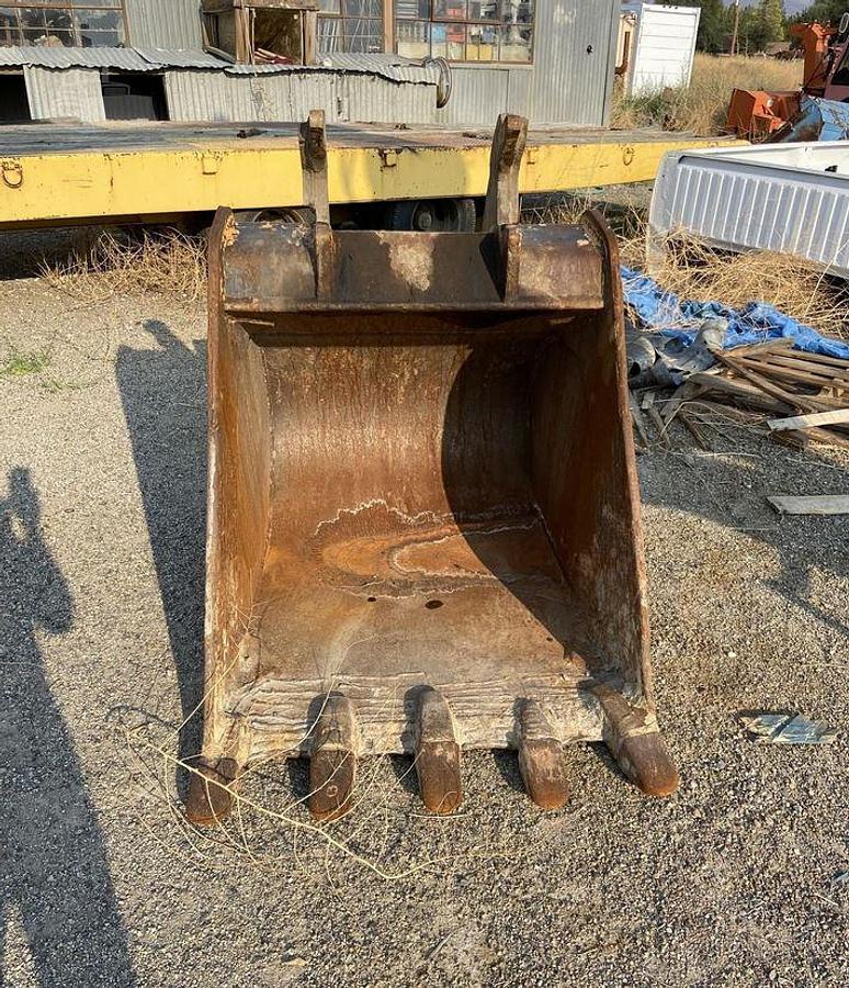 Used 1996 CASE 9040B Excavator