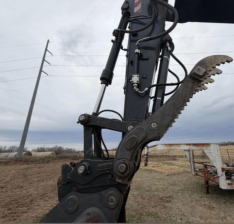 Used 2023 Hyundai HX160AL