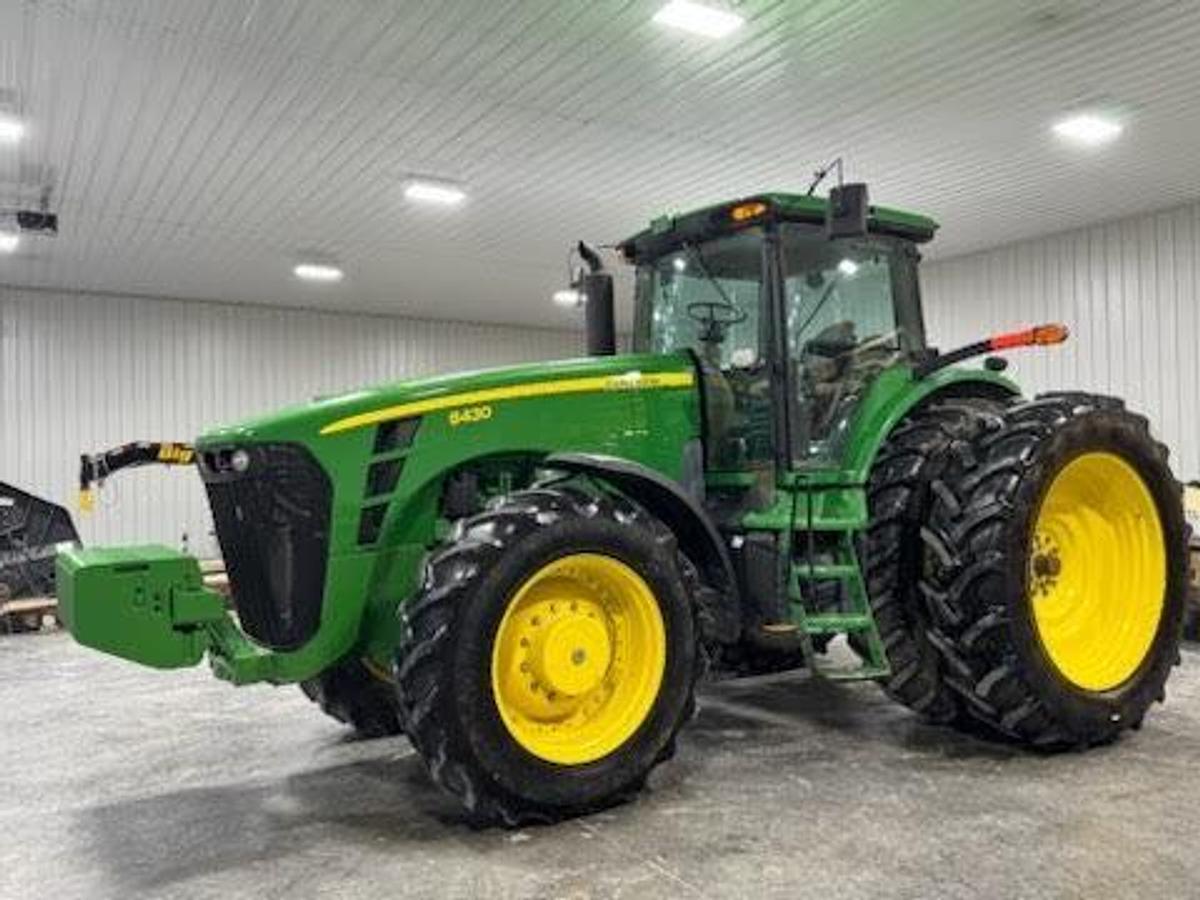 Used 2007 JOHN DEERE 8430