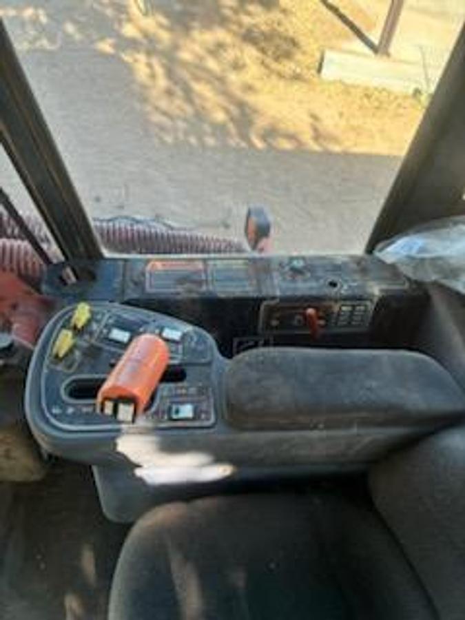 Used 2006 New Holland Hw340 Swather