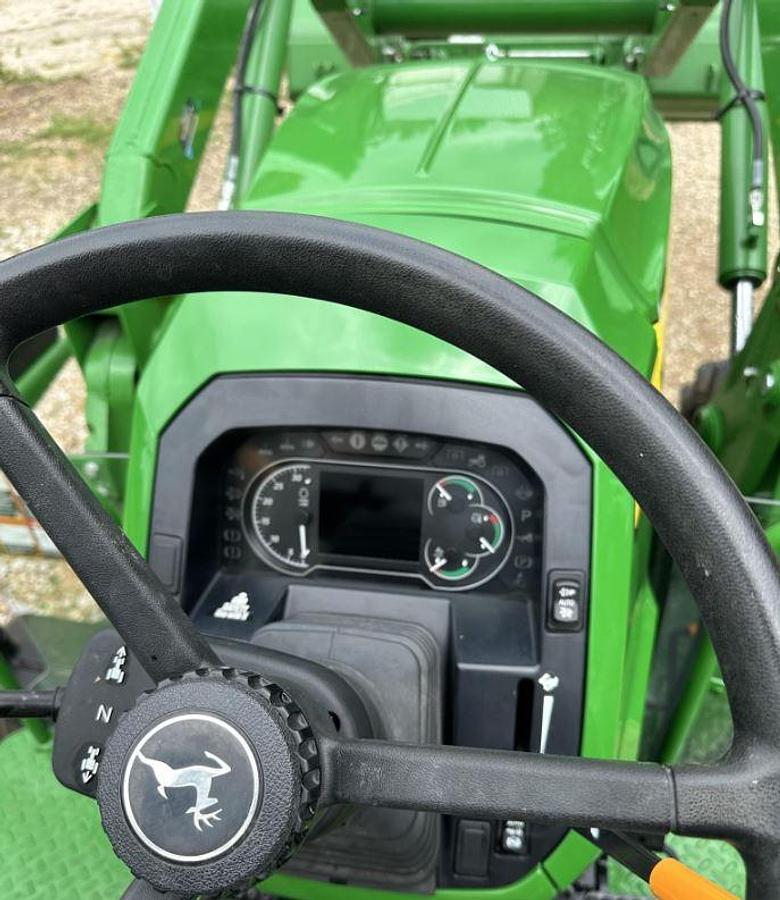 Used 2021 JOHN DEERE 6105E