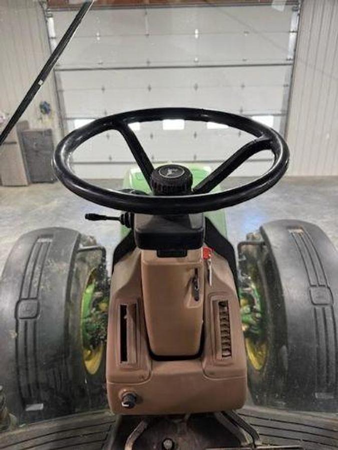 Used 2007 JOHN DEERE 8430