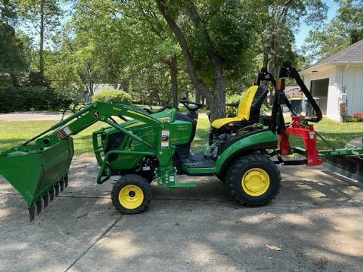 Used 2023 JOHN DEERE 1025R Tractor