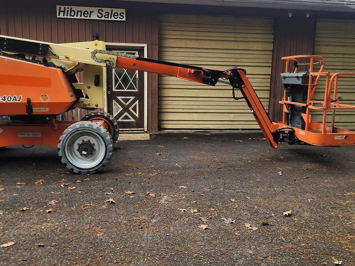 Used 2019 JLG H340AJ 4WD Articulating Boom Lift