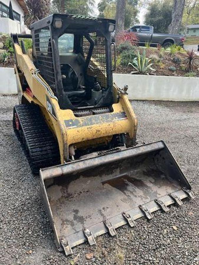 Used 2003 CATERPILLAR 257