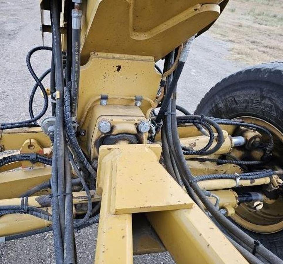 Used 2008 CATERPILLAR 140M Motor Grader