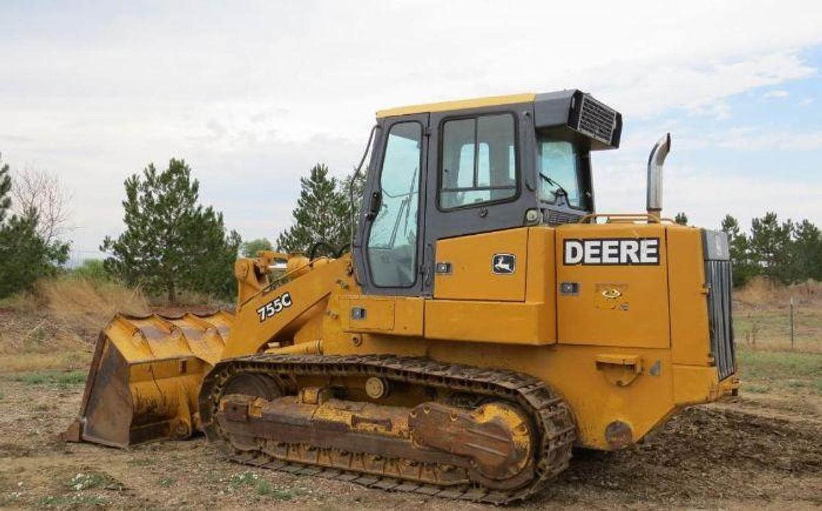 Used 2004 JOHN DEERE 755C