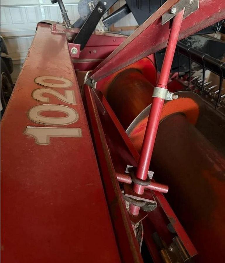 Used 2006 CASE IH 2377 Combine