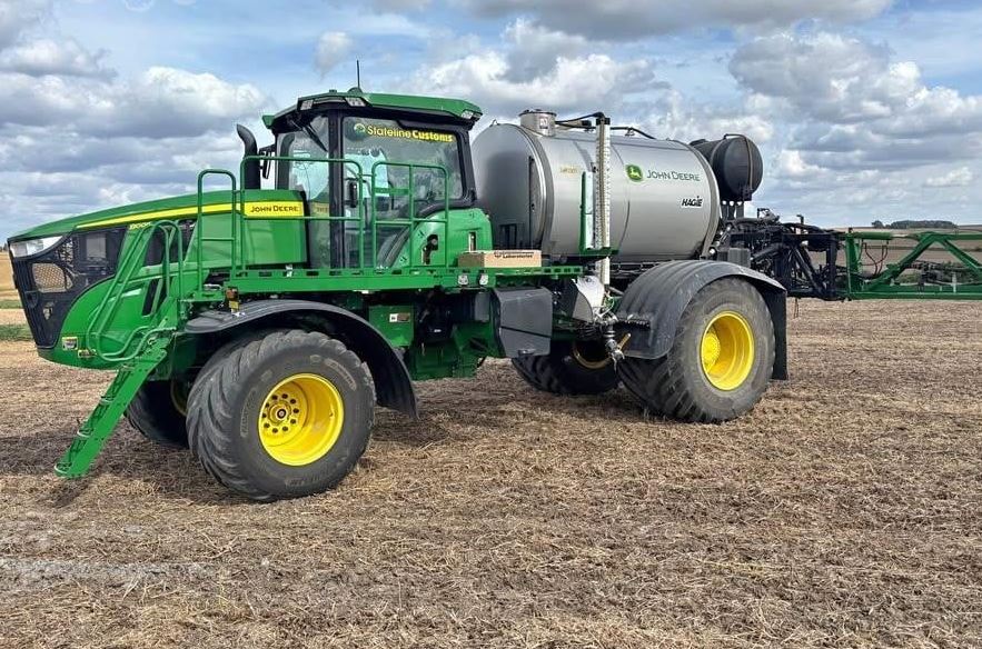 Used 2022 JOHN DEERE 800R