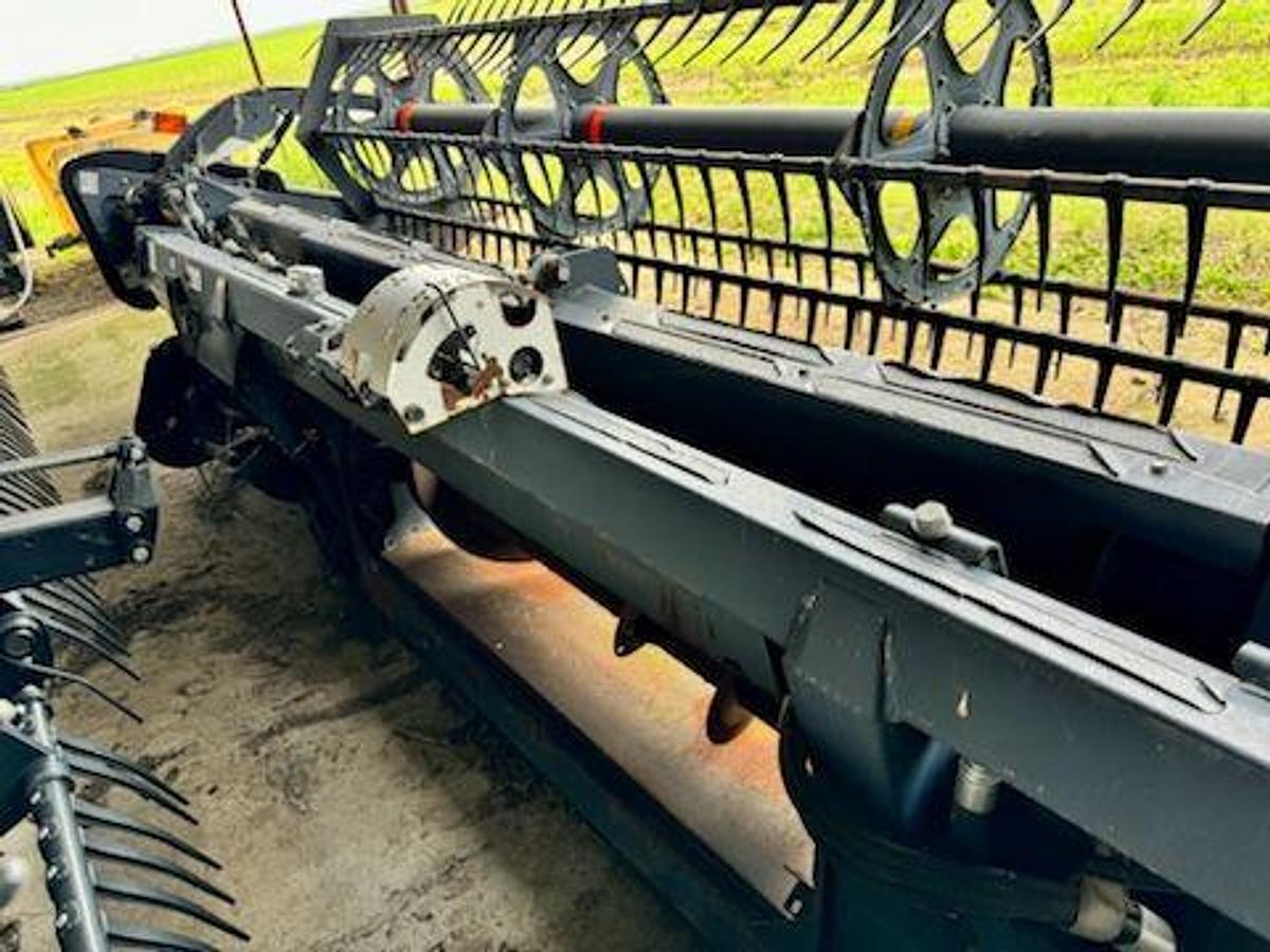 Used 2009 MAC DON D60-S Header