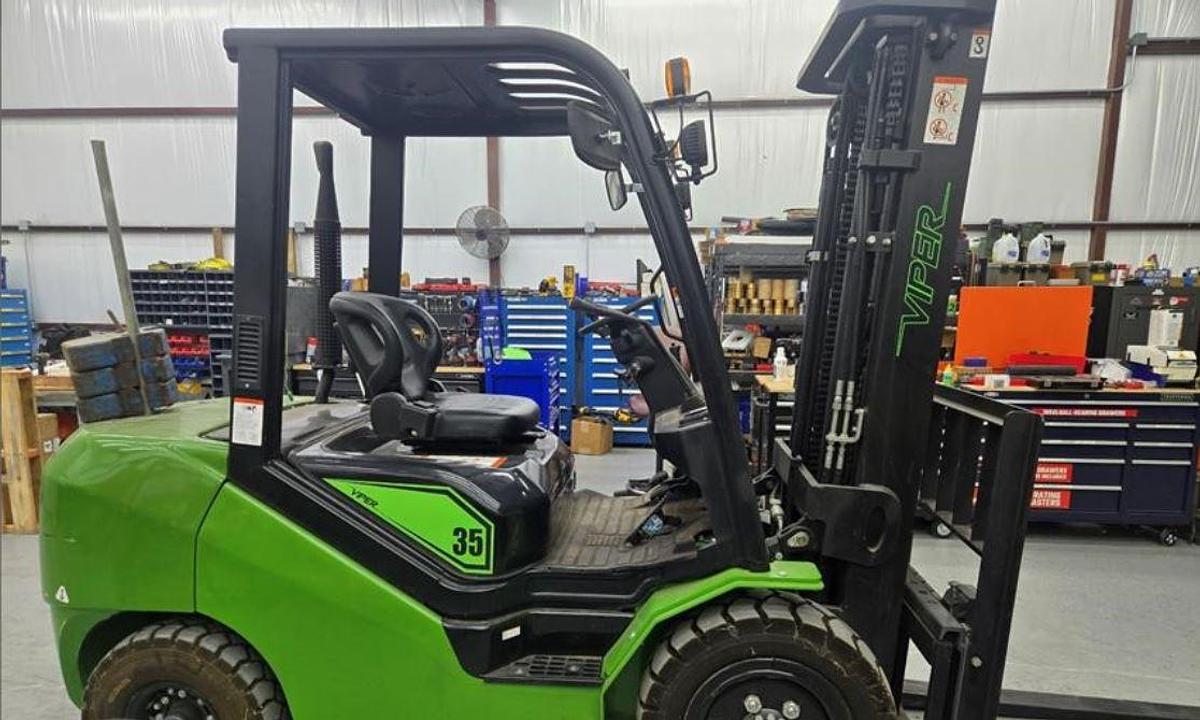 Used 2021 VIPER FD35