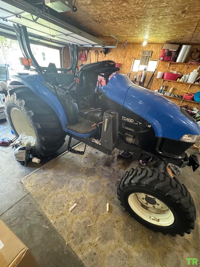 Used 2001 New Holland Tc 40d