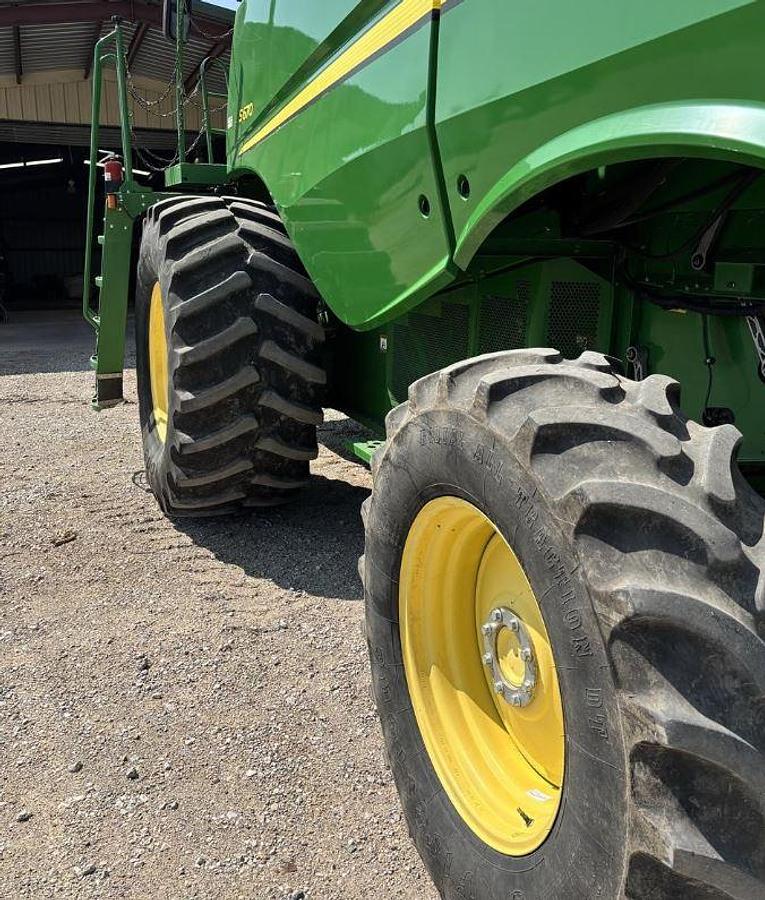 Used 2012 John Deere S670 Combine