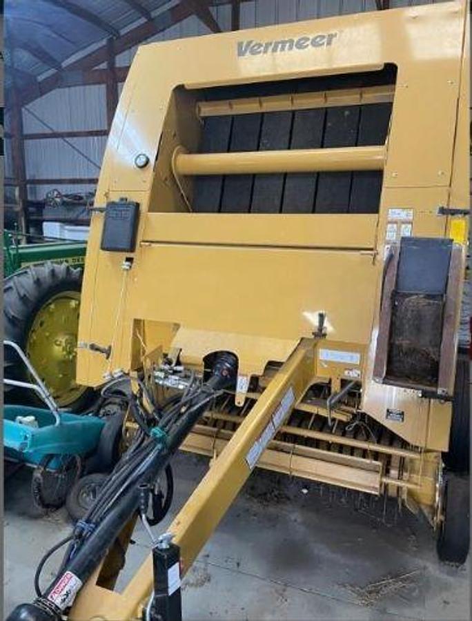 Used 2020 VERMEER 504R Signature