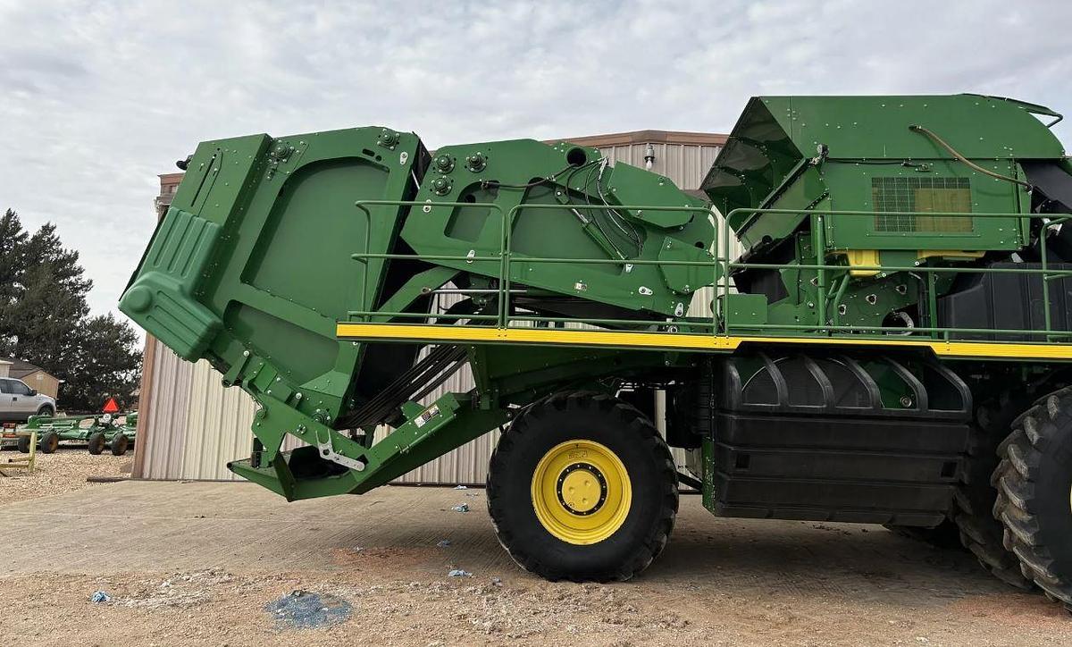 Used 2019 John Deere CP690 Cotton Picker