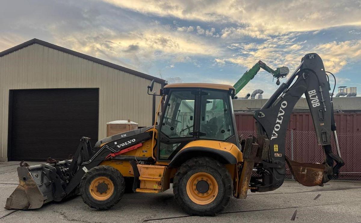 Used 2013 Volvo BL70B