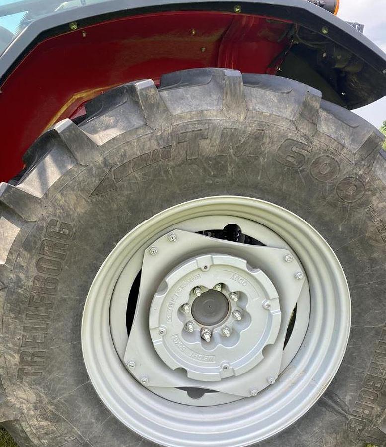 Used 2020 MASSEY FERGUSON 5711