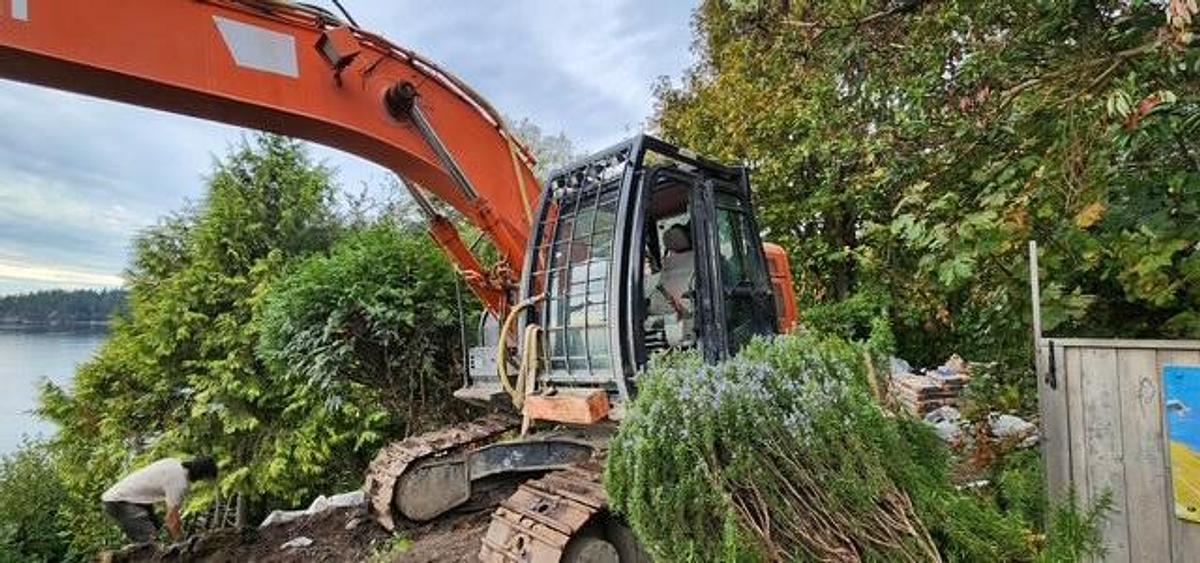 Used 2015 Hitachi ZX245LC-5 Excavator 