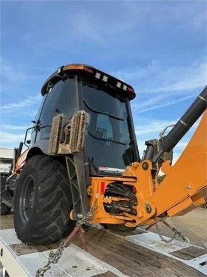 Used 2022 CASE 580SN