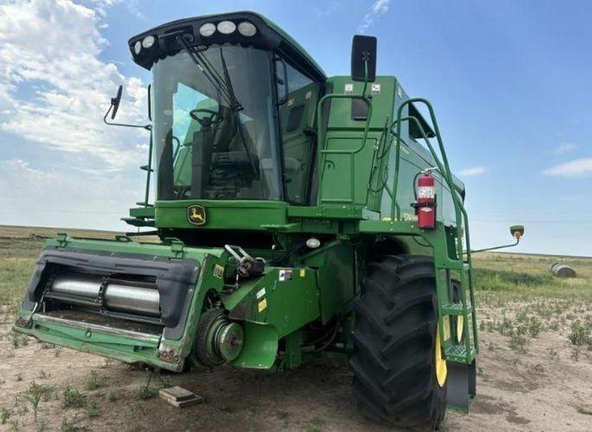 Used 2006 JOHN DEERE 9760 STS