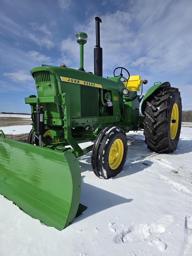 Used 1963 JOHN DEERE 3010 Tractor