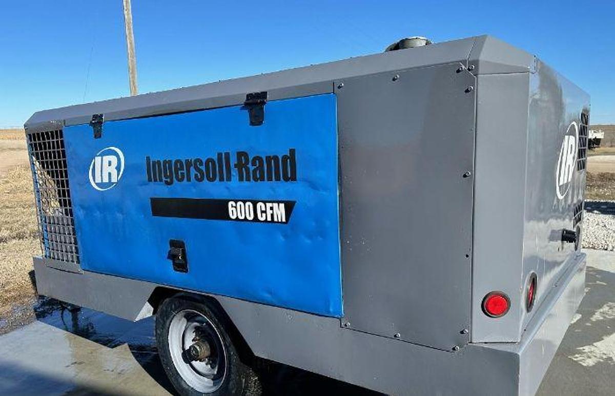 Used 2000 Ingersoll-Rand 600 CFM Air Compressor