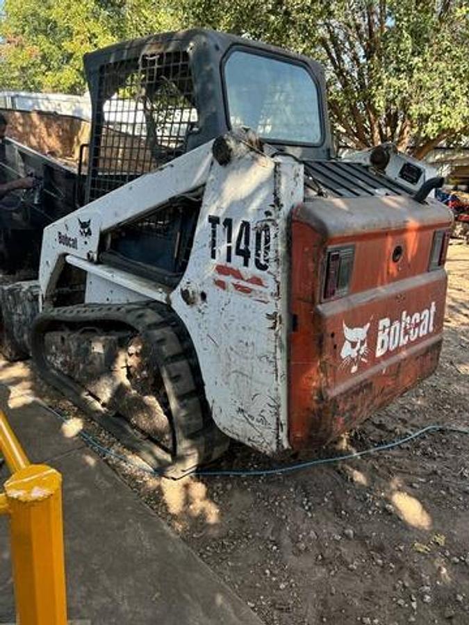 Used 2006 Bobcat Skid steer T-140