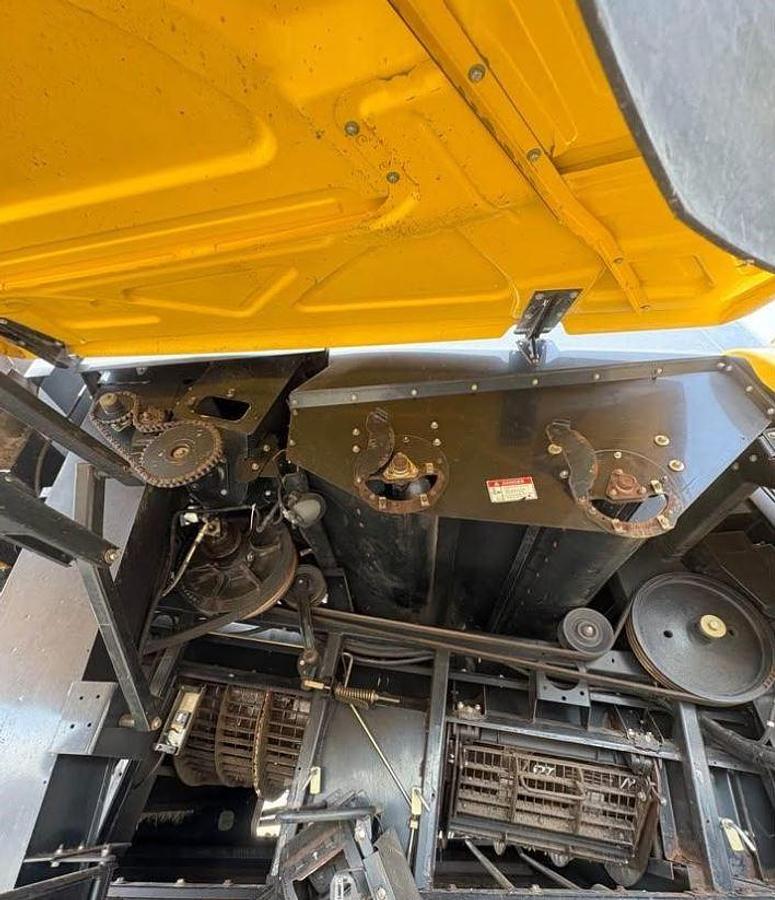 Used 2010 New Holland 9070