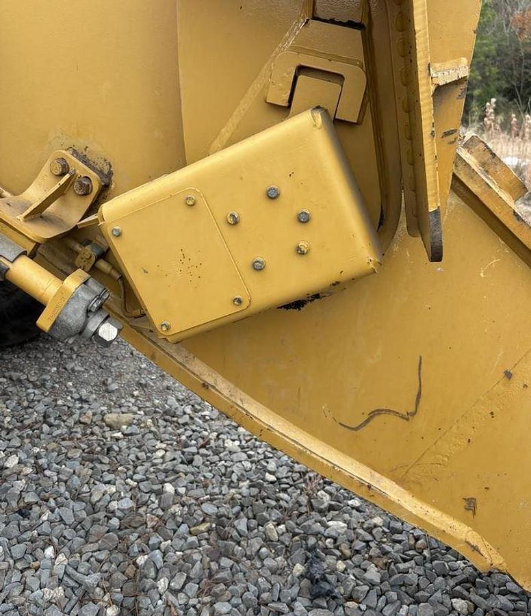 Used 2011 CATERPILLAR 988H Wheel Loader