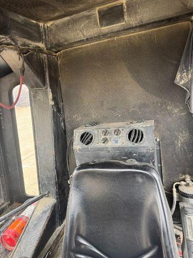 Used 2004 CATERPILLAR 120H Underground Motor Grader