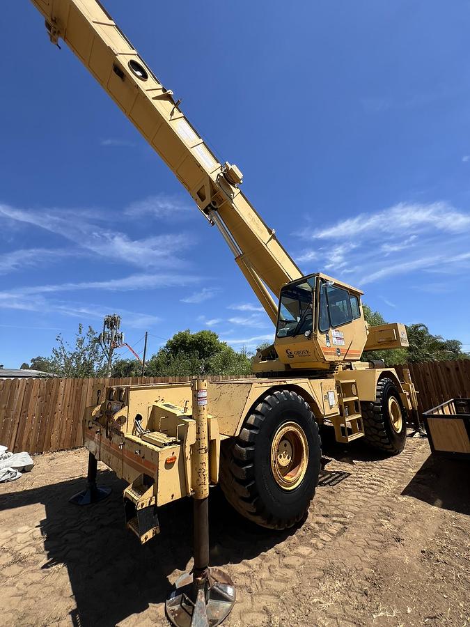 Used 1998 Grove RT635C Terrain Crane