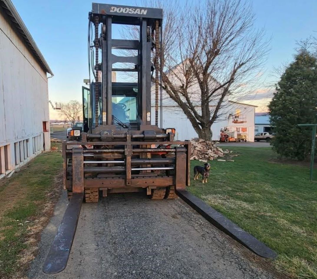 Used 2019 DOOSAN D160S-5