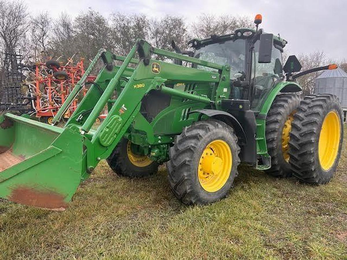 Used 2017 JOHN DEERE 6195R