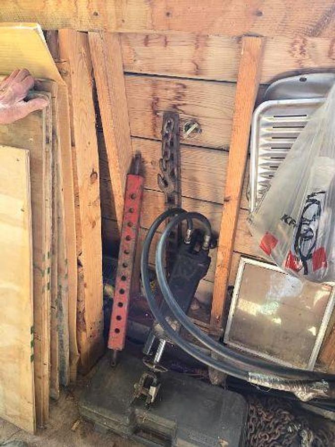 Used 1958 INTERNATIONAL 656 Classic Tractor