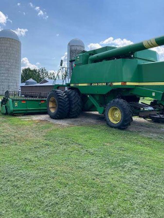 Used 1994 JOHN DEERE 9600 Combine