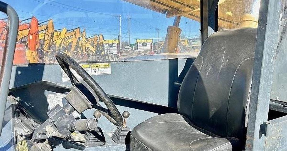 Used 2013 GEHL RS8-42 Telehandler