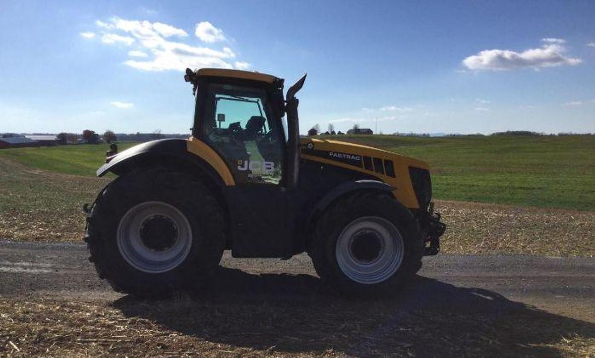 Used 2014 JCB Fastrac 8310