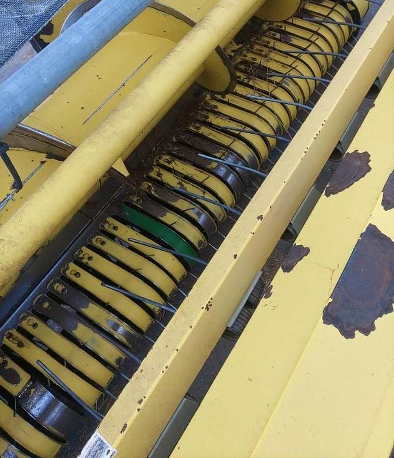 Used John Deere 645C Forage Header