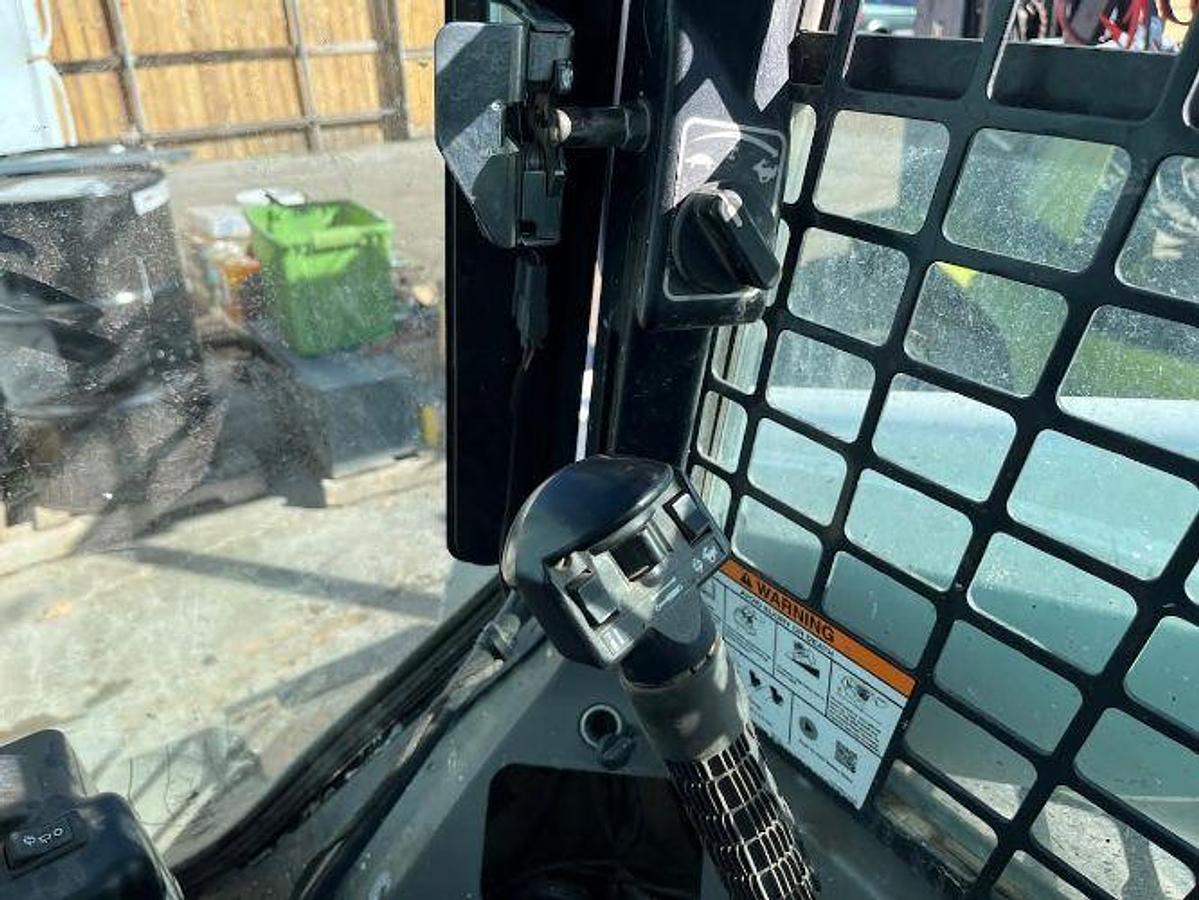 Used 2019 BOBCAT S740